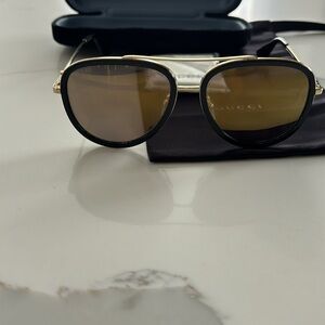 Authentic Gucci Aviator Polarized Sunglasses